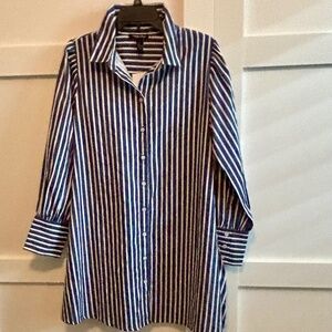 MILLENIUM oBLUE AND WHITE STRIPE SHIRT DRESS M